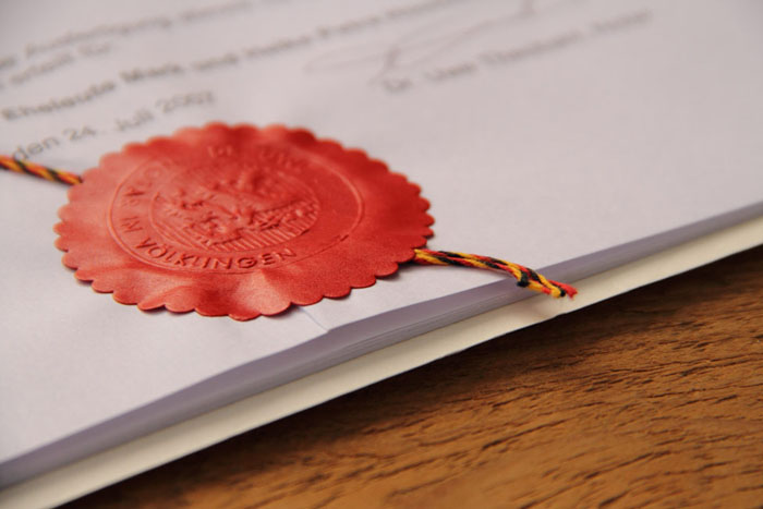 عوامل تاثیرگذار در مدت اعتبار ترجمه رسمی مدارک