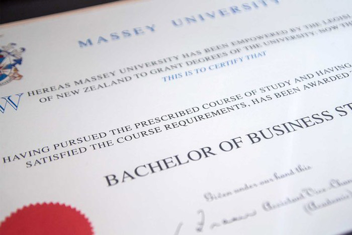 ترجمه مدرک تحصیلی دانشگاه آزاد